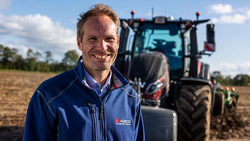 valtra-unlimited-ctis-agco-agronomist-jens-christian-jensen_800x450.jpg